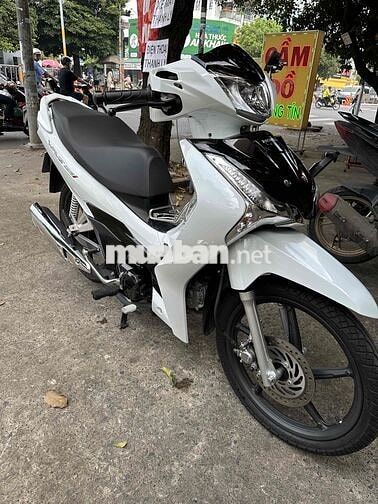 Honda Wave 125i Trắng, 2025, Odo hơn 2 ngàn