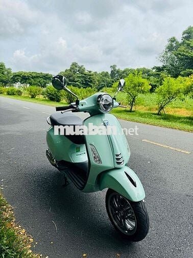 Piaggio Vespa Primavera S 125 2022 Odo 9.900km