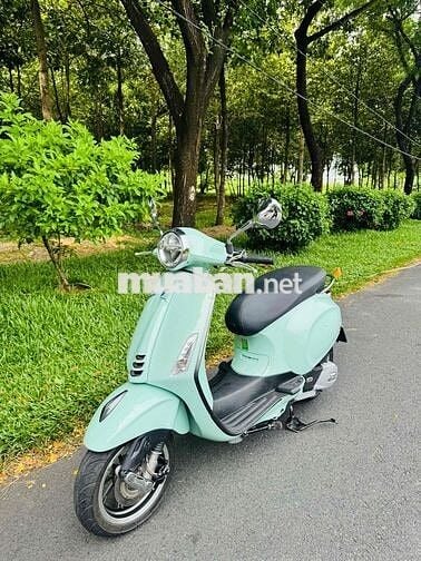 Piaggio Vespa Primavera S 125 2022 Odo 9.900km