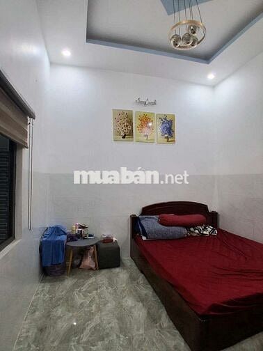 Cho thuê nhà mặt tiền Hòa Phú, gần ĐH Quốc Tế Miền Đông, giá 12 triệu