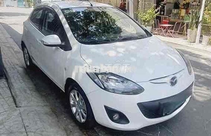 Mazda Mazda 2 2011 Số sàn Trắng