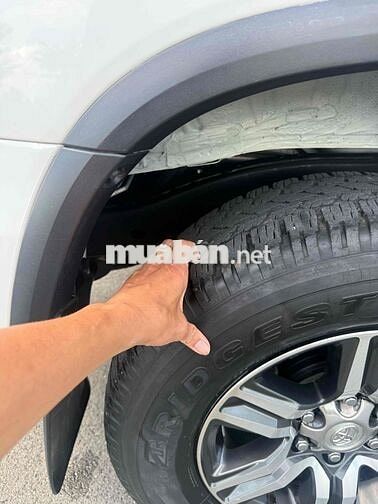 Toyota Fortuner 2019 Số sàn Trắng 70.000 km