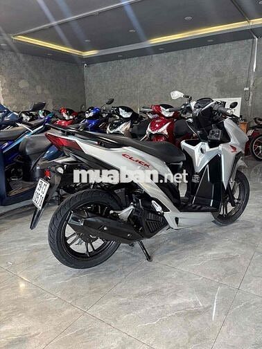 Honda Vario 150 SmartKey Bạc