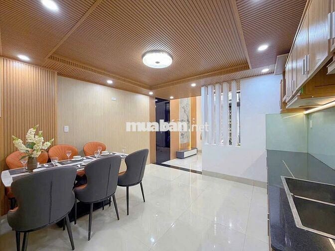 🏡 NHÀ CAO CẤP  – TRUNG TÂM THÀNH PHỐ ✨