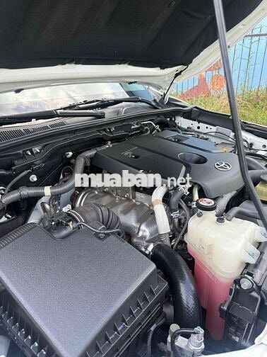 Toyota Fortuner 2019 Số sàn Trắng 70.000 km