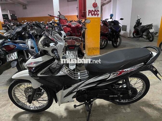Honda Wave RSX 110 Trắng, Đen