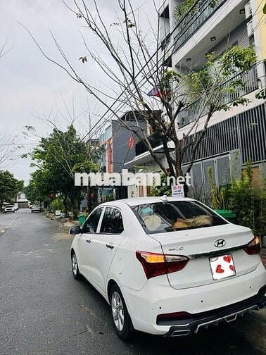 Hyundai i10 Sedan 2019 Số tự động Trắng
