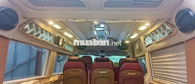 Ford Transit van 6 chỗ 2017 Trắng