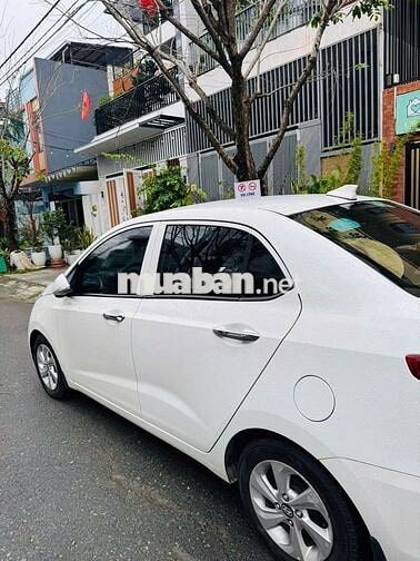 Hyundai i10 Sedan 2019 Số tự động Trắng