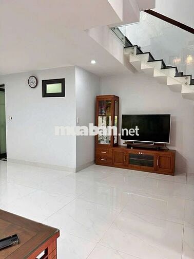 Cho thuê nhà 3 tầng 4PN LÊ VĨNH HUY-Hòa Cường ,ngang 6m2 giá 25tr/th
