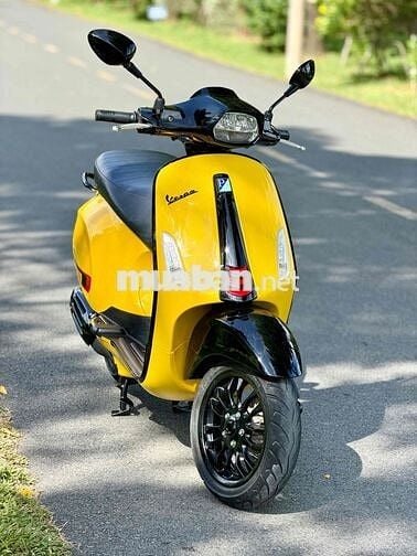 Vespa Sprint 125cc 2022 Zin Nguyên Bản.Siêu Keng
