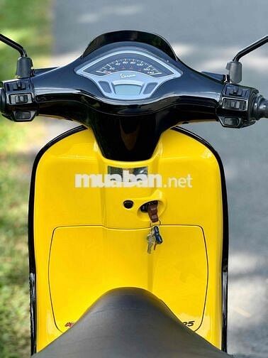 Vespa Sprint 125cc 2022 Zin Nguyên Bản.Siêu Keng