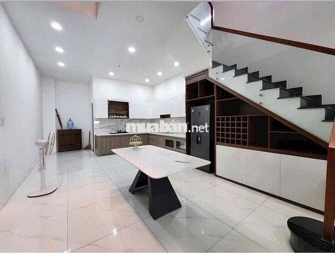 Cho thuê nhà fun nội thất ngay KCN Đại Đăng Bình Dương