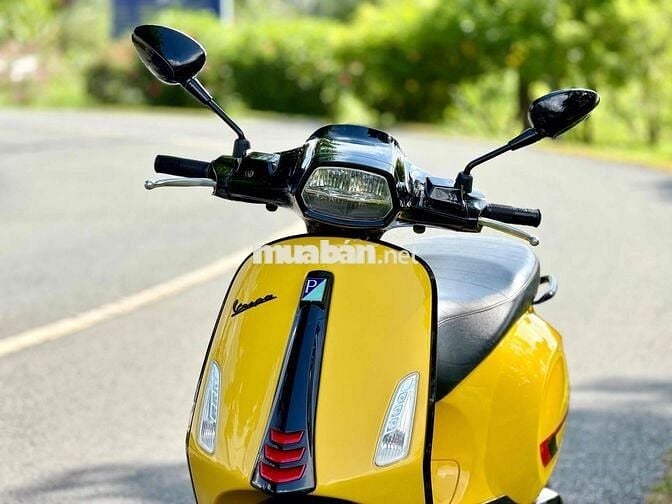 Vespa Sprint 125cc 2022 Zin Nguyên Bản.Siêu Keng