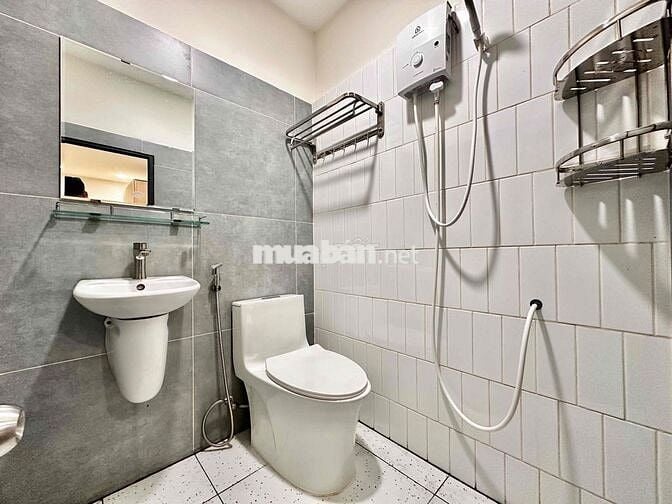CĂN HỘ STUDIO FULL NT MỚI 100% - NHÀ THANG MÁY - KHU BÀU CÁT - ETOWN C