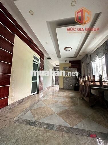 Cho thuê nhà nguyên căn mặt tiền đường đồng khởi ngang9,5m giá 40trieu
