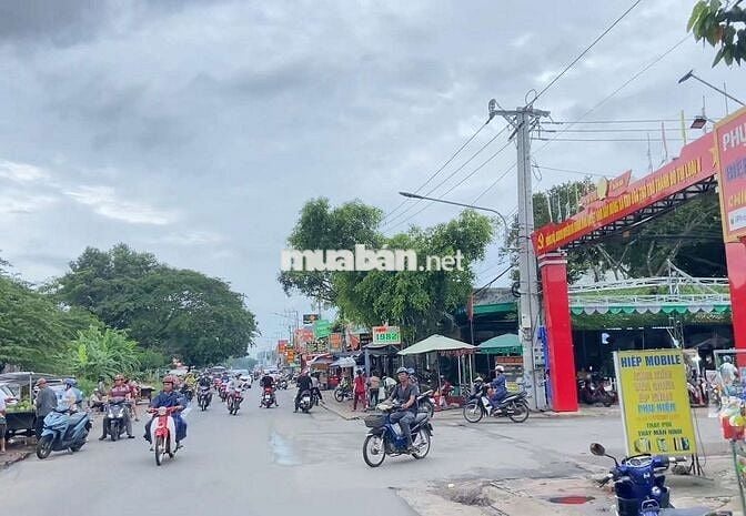 ĐẤT XÂY TRỌ. KẾ BÊN CHỢ. MỚI.TRỪ VĂN THỐ