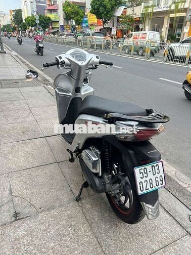 Honda Vision 2023 Bạc Đã sử dụng