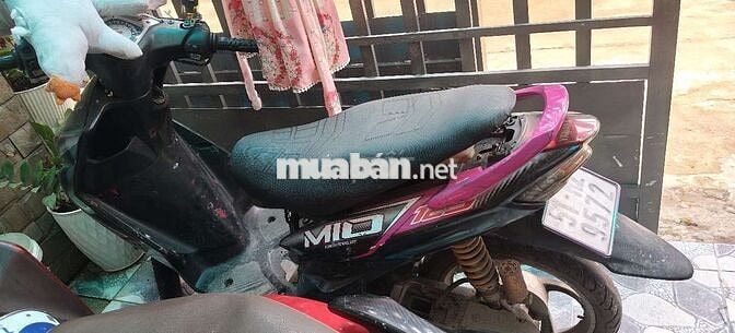 Yamaha Mio Ultimo Đen, Hồng Hở bạc