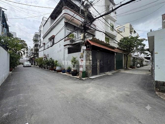 Bán nhà 3 lầu DT: 9x15,5m, khu bàn cờ hẻm xe hơi 6m Phan Huy Ích, P.12