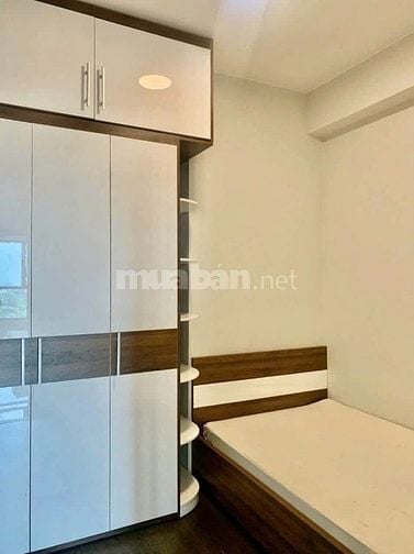 Cho thuê C/c Resgreen Tower 95m2 nội thất cơ bản 3PN,2wc, giá 15 tr/th