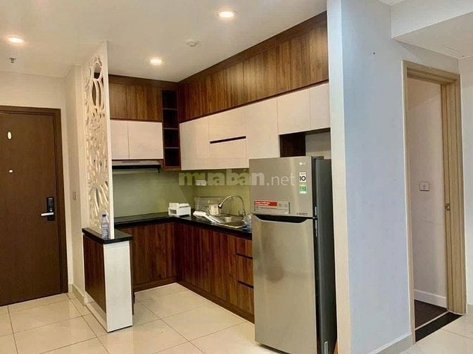 Cho thuê C/c Resgreen Tower 95m2 nội thất cơ bản 3PN,2wc, giá 15 tr/th