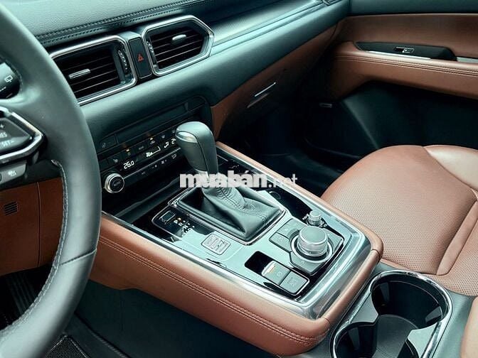 Mazda CX-8 2.5 Premium 1 cầu 2025 Trắng