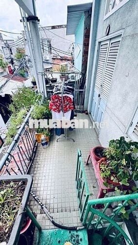 NHÀ NGUYỄN KHOÁI Q4- 50m2 - 2 LẦU ĐÚC- HẺM 1 XẸT- 4 TỶ nhỉnh