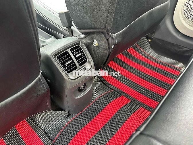 Cần Bán Hyundai i10 2021 Số sàn màu trắng xe đep
