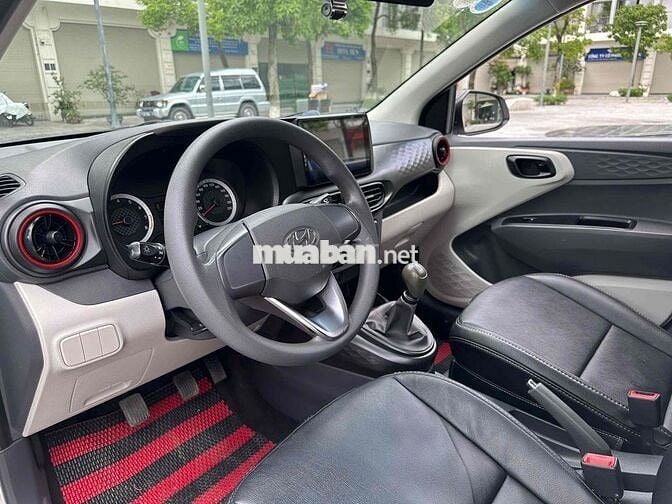 Cần Bán Hyundai i10 2021 Số sàn màu trắng xe đep