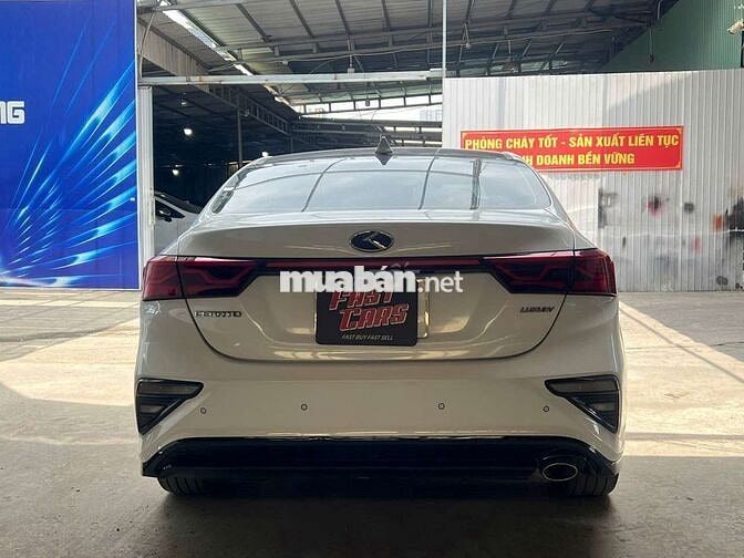 Kia Cerato 2021 Luxury 1.6L, màu trắng,79.000 km