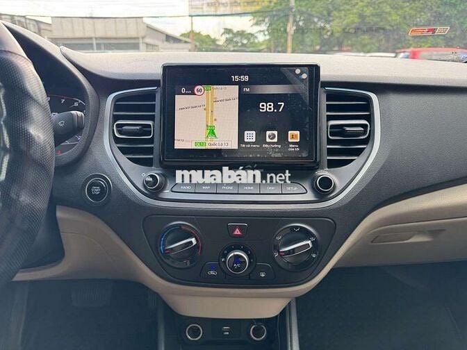 Hyundai Accent 2021 STD 1.4AT, màu bạc,9v7  km