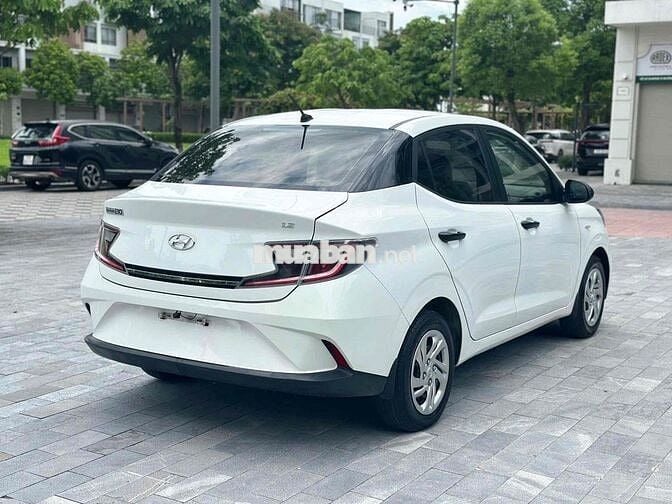 Cần Bán Hyundai i10 2021 Số sàn màu trắng xe đep