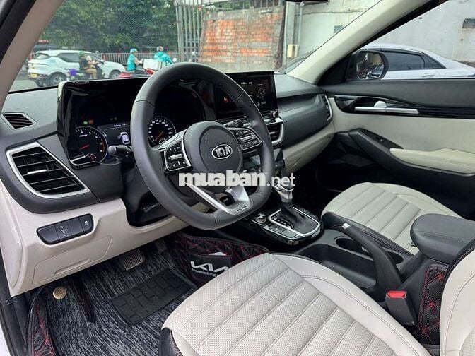 Kia Seltos 2021 Premium 1.4 Turbo, màu trắng,4v9km