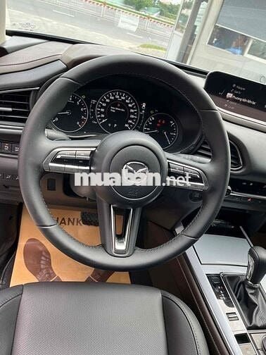 Mazda CX30 màu Xám, nhập Thái Lan, mới 100%