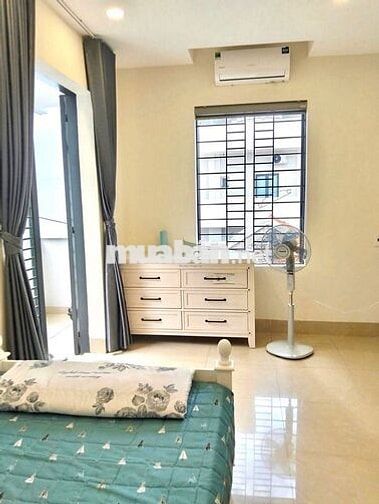 NHÀ 3 PHÒNG NGỦ - GẦN BIỂN- CÓ SÂN VƯỜN - KHU PHÍA BẮC 