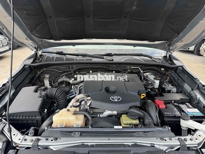 Toyota Fortuner 2019 Bạc 128.000 km
