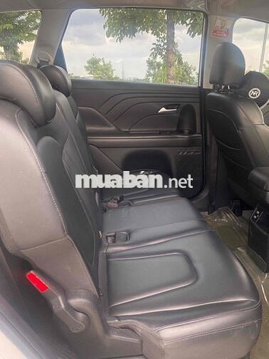 Hyundai Stargazer Đặc biệt 2022 Trắng 7 chỗ