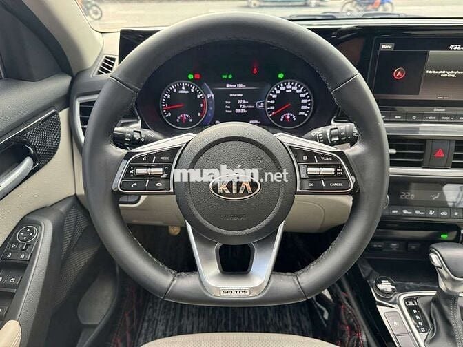 Kia Seltos 2021 Premium 1.4 Turbo, màu trắng,4v9km
