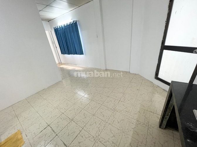 Cho thuê nguyên lầu 2 tại Bình Thạnh, 60m2, 7tr, đầy đủ nội thất.
