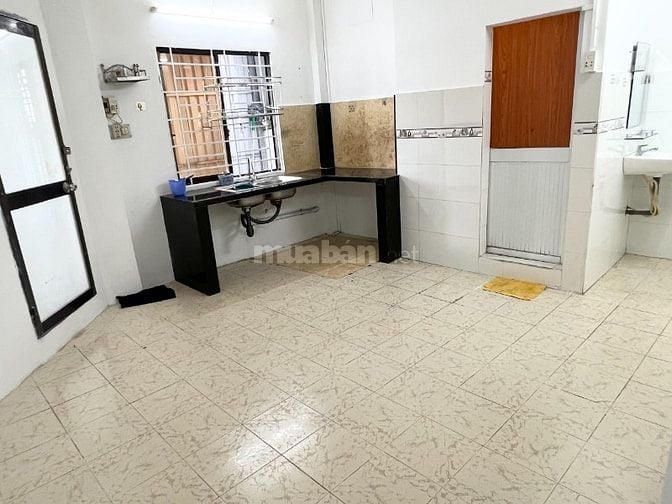 Cho thuê nguyên lầu 2 tại Bình Thạnh, 60m2, 7tr, đầy đủ nội thất.