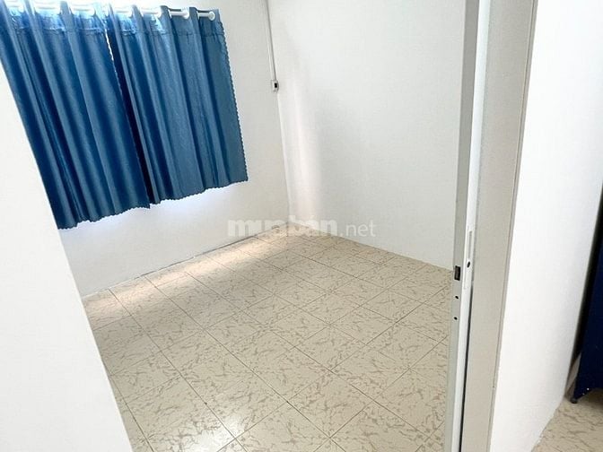 Cho thuê nguyên lầu 2 tại Bình Thạnh, 60m2, 7tr, đầy đủ nội thất.