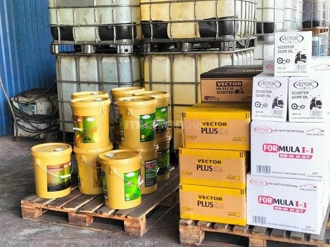 Dầu nhớt cho động cơ ô tô, tàu thuyền - Sẵn kho, giá tốt tại HCM