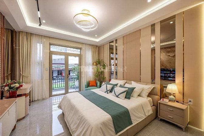 Bán nhà phố LUXURY ngay con đường huyết mạch Quang Trung 
