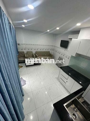 CHO THUÊ NHÀ NGUYÊN CĂN MỚI 100% NGAY TRƯỜNG HỌC LÊ LAI- LÊ LỢI