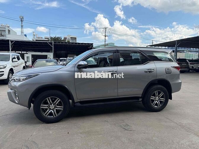 Toyota Fortuner 2019 Bạc 128.000 km
