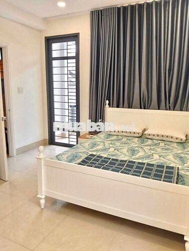 NHÀ 3 PHÒNG NGỦ - GẦN BIỂN- CÓ SÂN VƯỜN - KHU PHÍA BẮC 