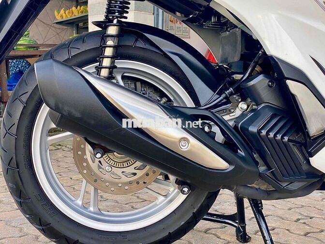 Honda SH 150i ABS 2021 chạy 8.000 Km đủ phụ kiện