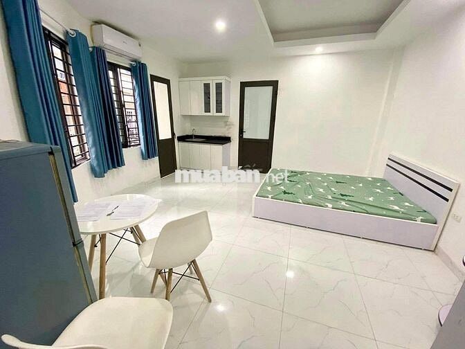 Cho thuê phòng ngay đầu đường Định Công giá 3.8tr