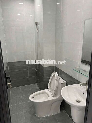 Chính Chủ Cho Thuê Nhà Hẻm Cụt 4x15 2lầu 4pn 5wc